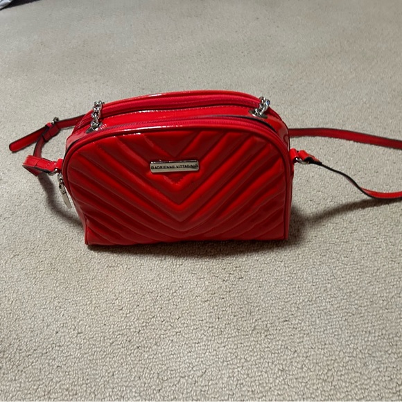 Adrienne Vittadini cross body or purse. Used but good condition. Beautiful red! - Picture 4 of 4